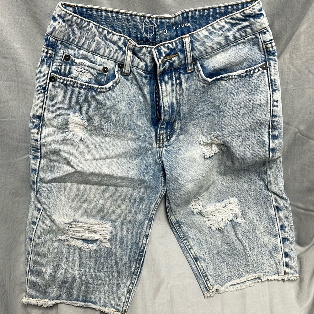 🔴Original use skinny jeans shorts size 28